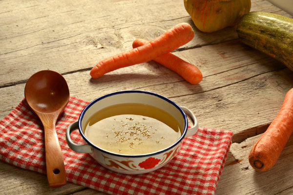 How to make a nourishing beef bone broth