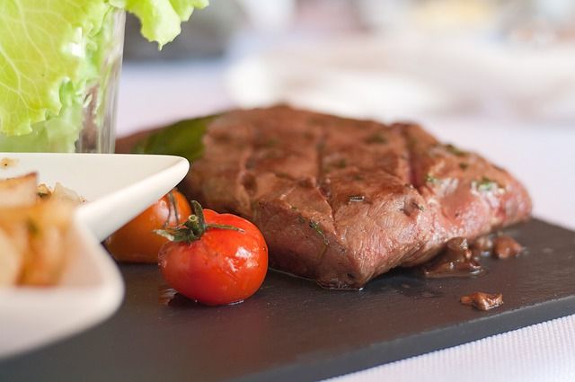 6 Foods That Are Best To Eat Organic - Beef
